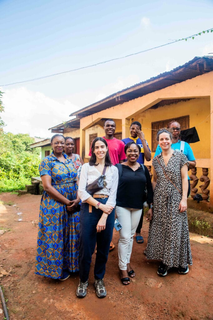 Rencontre Avec Une Famille Et Des Agents Communautaires Projet A