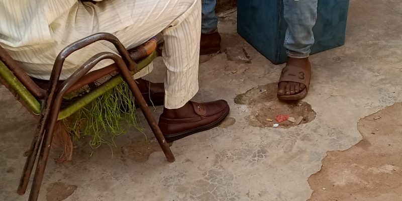 Arcad Santé Plus, un agent de santé communautaire va à la rencontre de la communauté au Mali