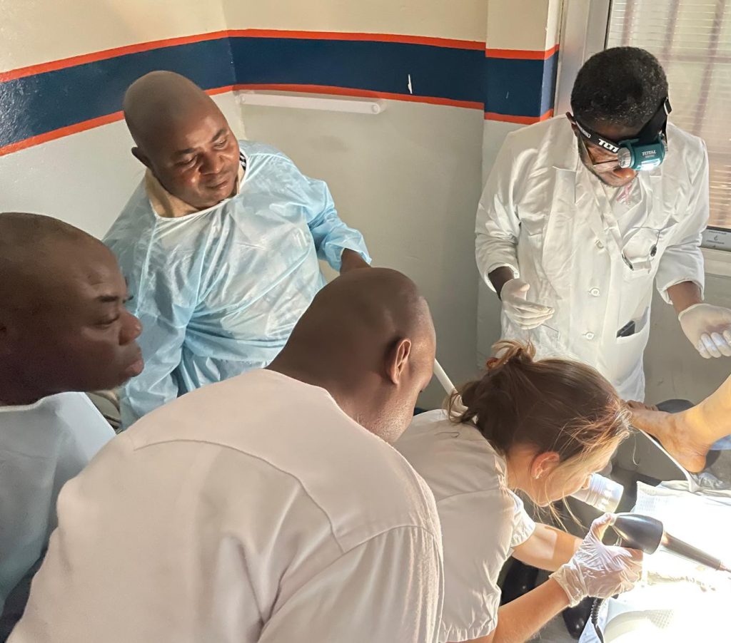 Acte médical dans le cadre du projet Agir pour la santé sexuelle des personnes vivant avec le VIH et des populations clés