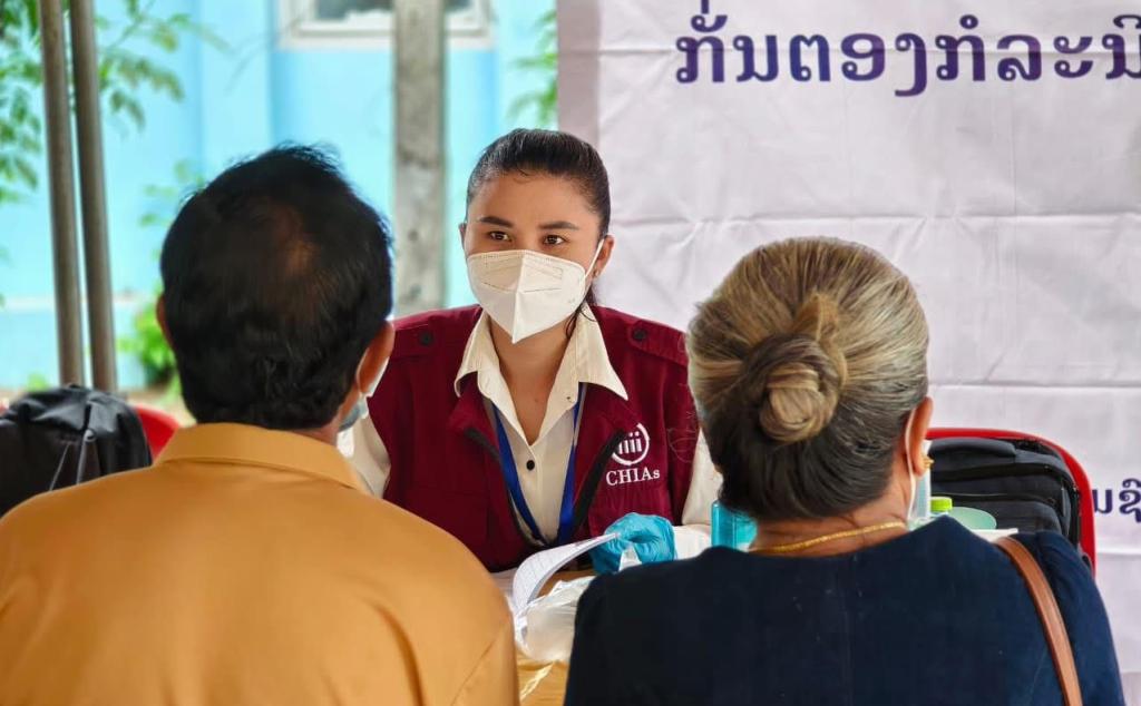 Consultation communautaire dans le cadre du projet CHIAs 2, visant à renforcer la lutte contre la tuberculose au Laos