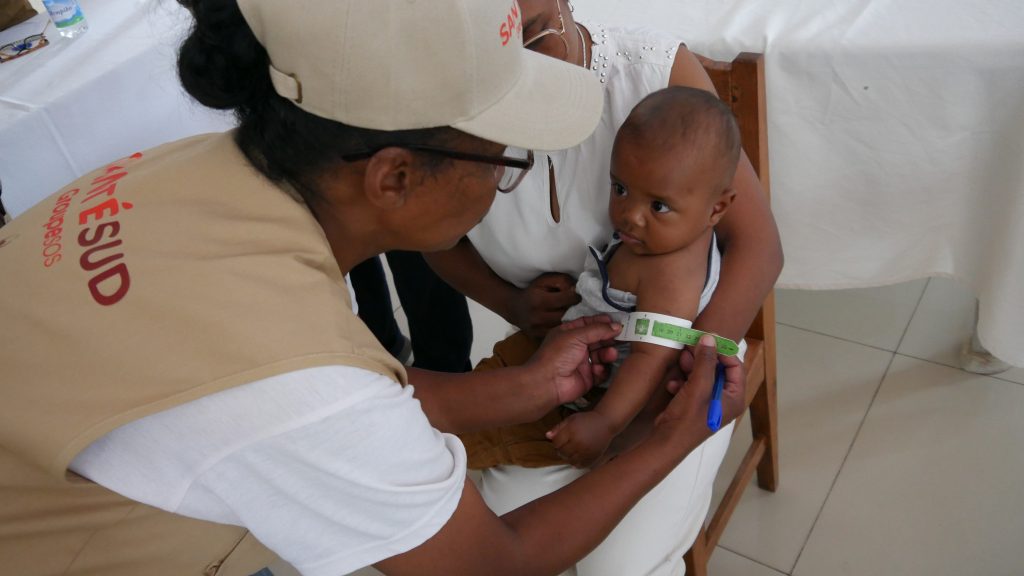 Plurielles Madagascar Depistage Malnutrition Perimetre Brachial