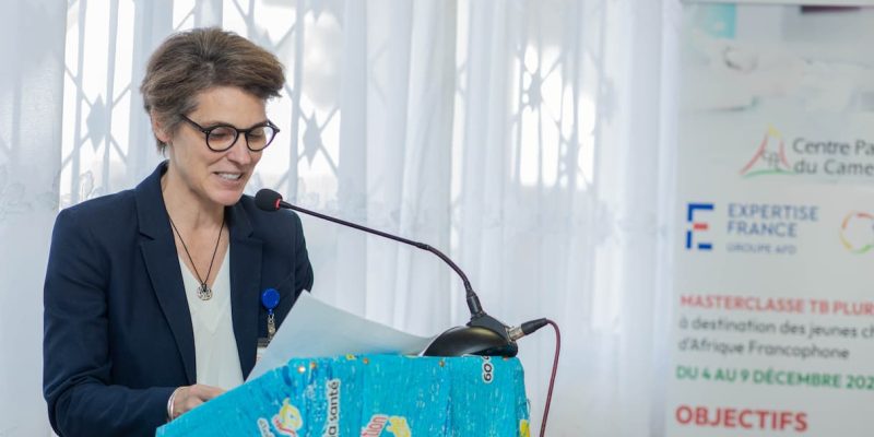 Veronica Noseda ouvre la Masterclasse TB à Yaoundé Cameroun, Centre Pasteur (9 Décembre 2023)