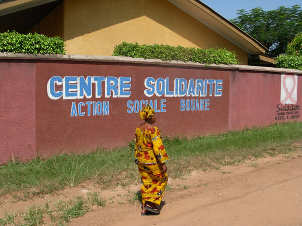 Reportage « Nés séropositifs » en Côte d’Ivoire